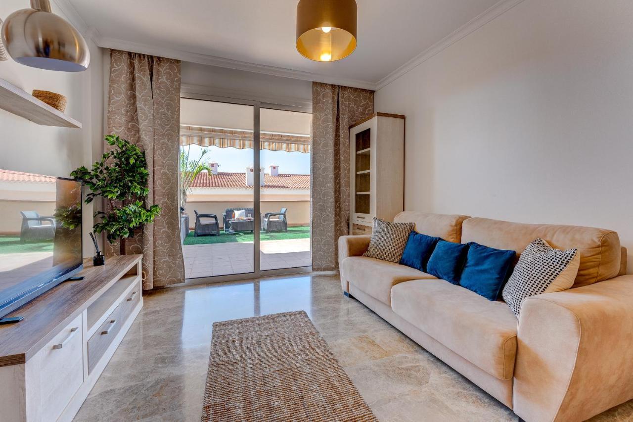 Modern Apartment With Large Terrasse, Bbq, Fast Wifi, 2 Pools Puerto de Santiago  Exterior photo