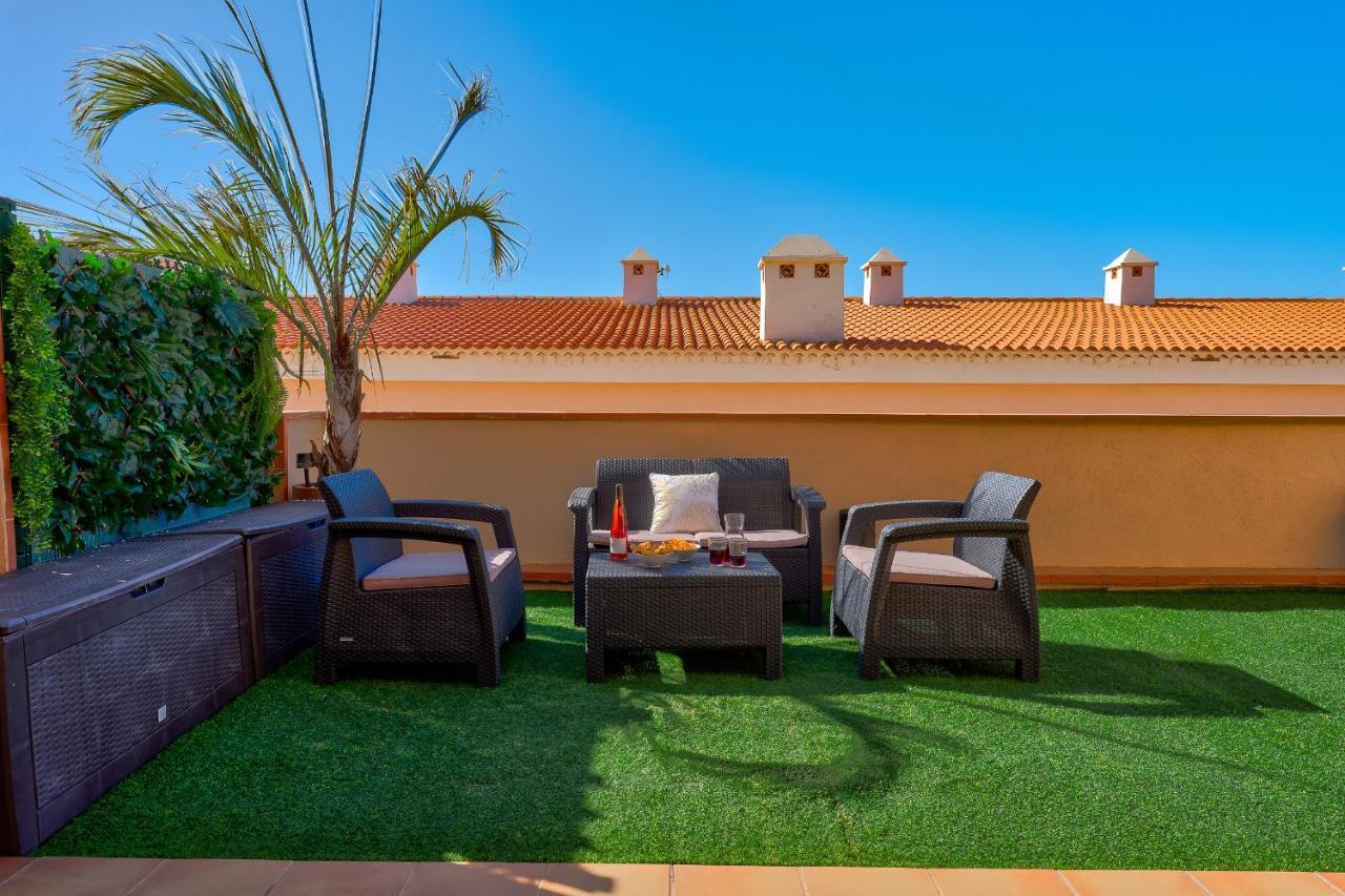 Modern Apartment With Large Terrasse, Bbq, Fast Wifi, 2 Pools Puerto de Santiago  Exterior photo